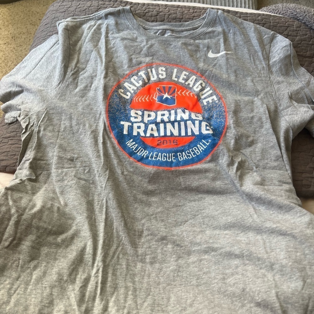 Women's Nike Spring Training 2016 T-Shirt - Picture 3 of 5